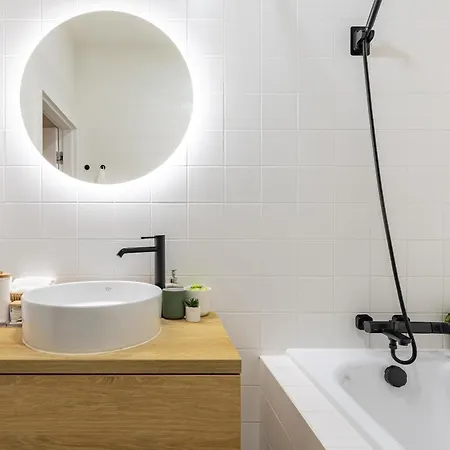 Urban Oasis - Medic Garden Apartment Bratislava